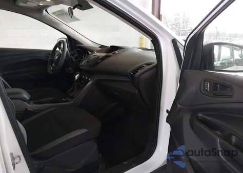 2015 Ford Escape S z USA, uszkodzony, nr VIN 1FMCU0F75FUC89718